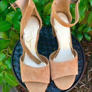 ⭐️JESSICA SIMPSON SUEDE HEELS ⭐️